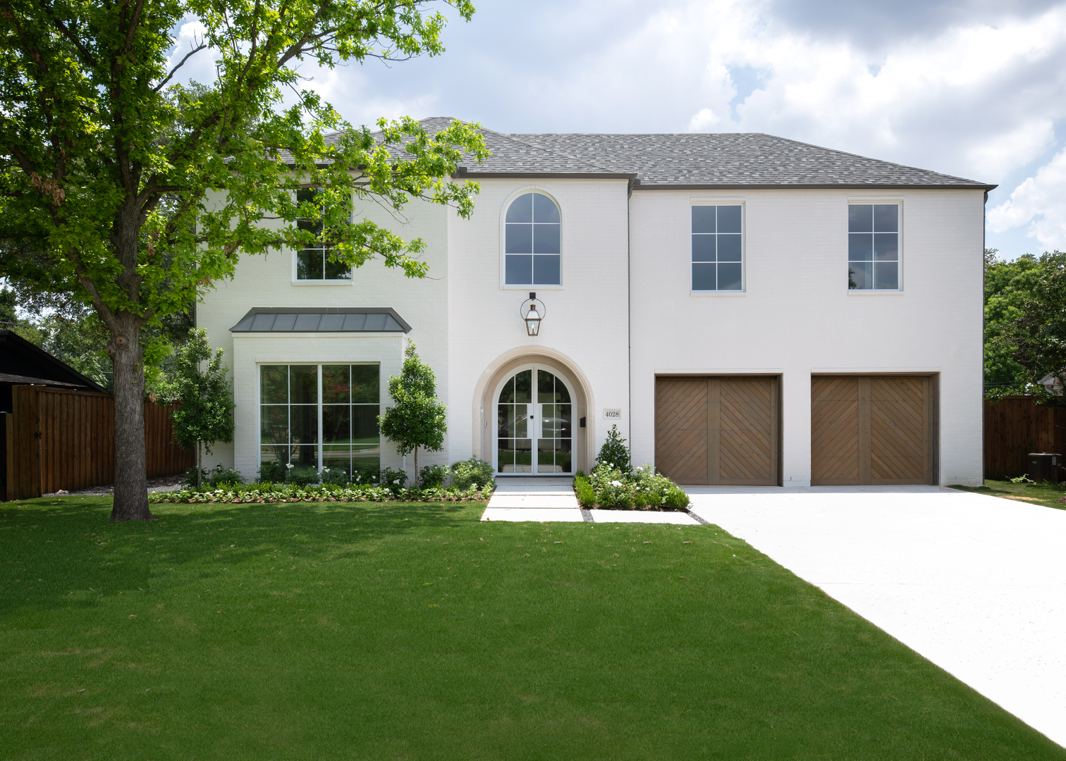 4028 Lomita Ln